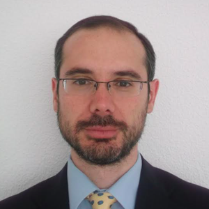 Atty. Antonio Viñal (Partner at AVCO Legal Europe)