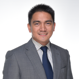 Dexter Agcaoili (Director for Investment Solutions of AXA Philippines)
